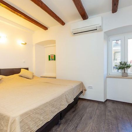 City Wall'S Studio Apartment Dubrovnik Luaran gambar