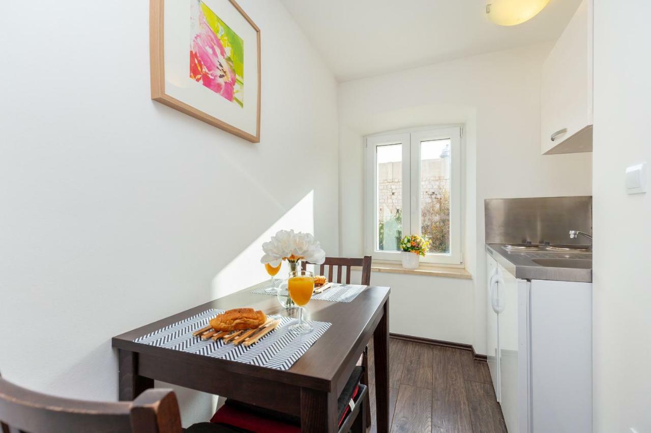 City Wall'S Studio Apartment Dubrovnik Luaran gambar