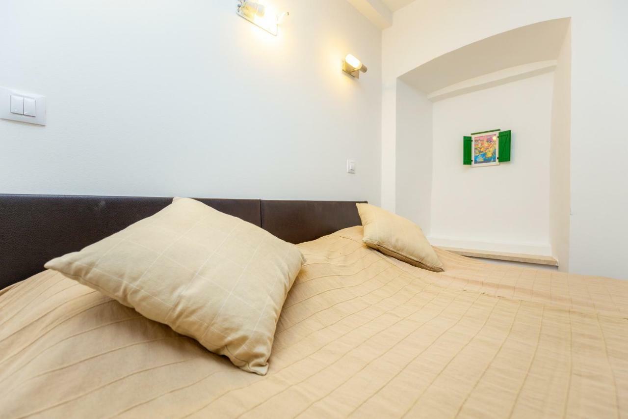 City Wall'S Studio Apartment Dubrovnik Luaran gambar