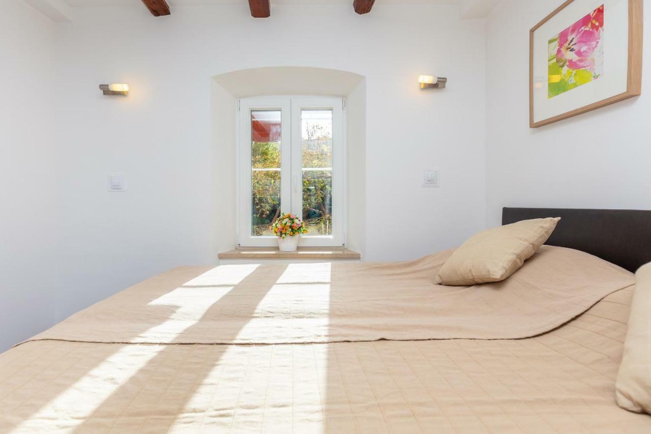 City Wall'S Studio Apartment Dubrovnik Luaran gambar